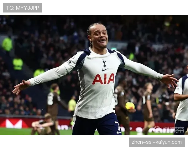 哈维-西蒙斯结束租借,将于2026年夏窗回归巴黎圣日耳曼 哈维-西蒙斯结束租借,将于2026年夏窗回归巴黎圣日耳曼